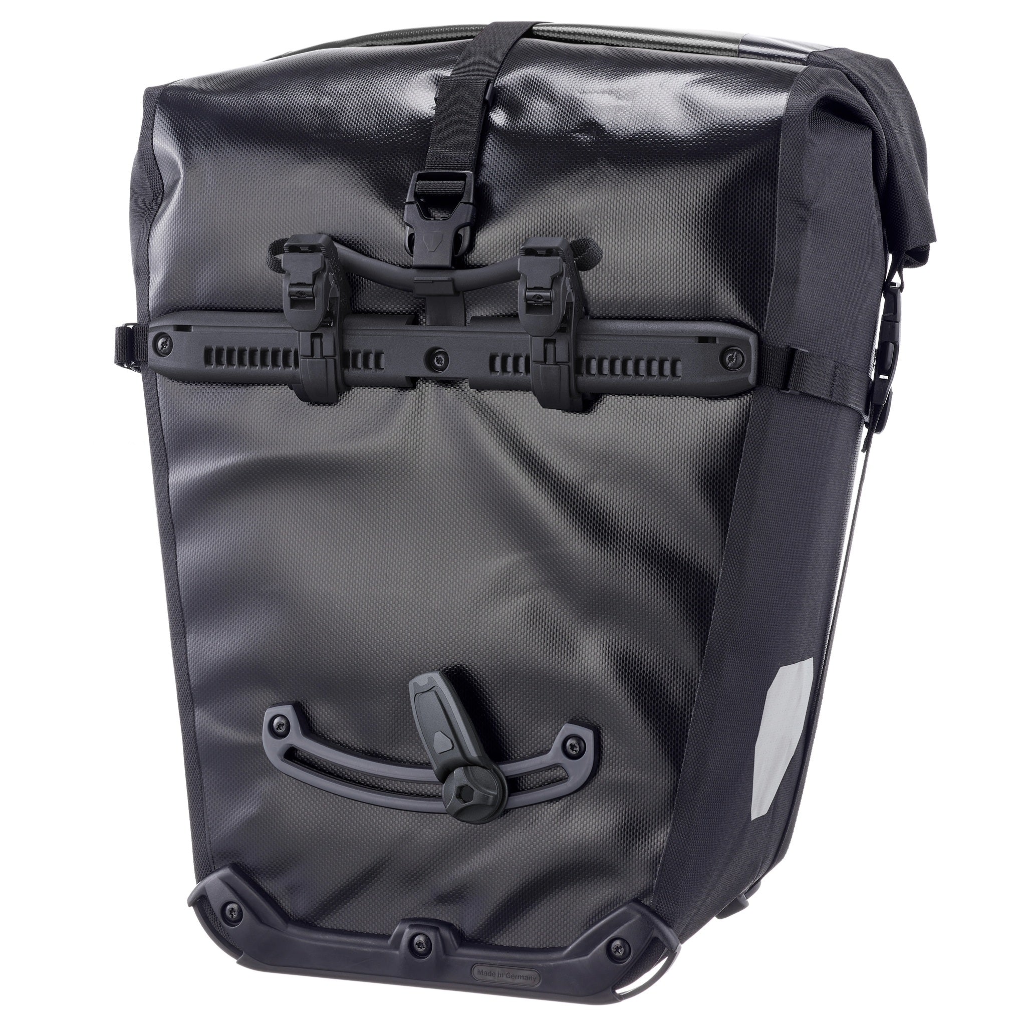 Rear view of ORTLIEB Back-Roller XL QL2.2 in asphalt - black with Quick-Lock2.2 mounting system