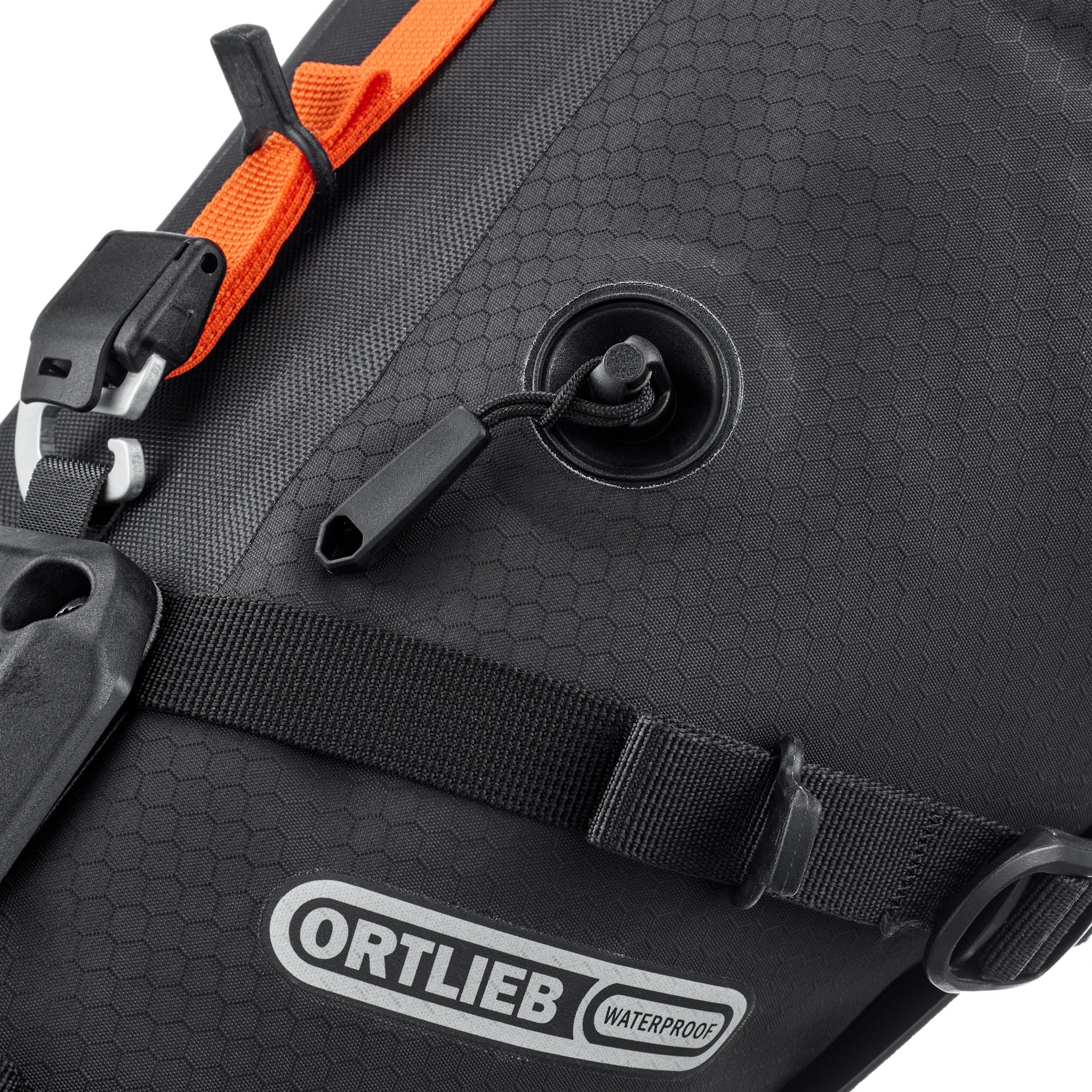 Close-up of ORTLIEB Seat-Pack QR black-matt with Seat-Lock attachment system