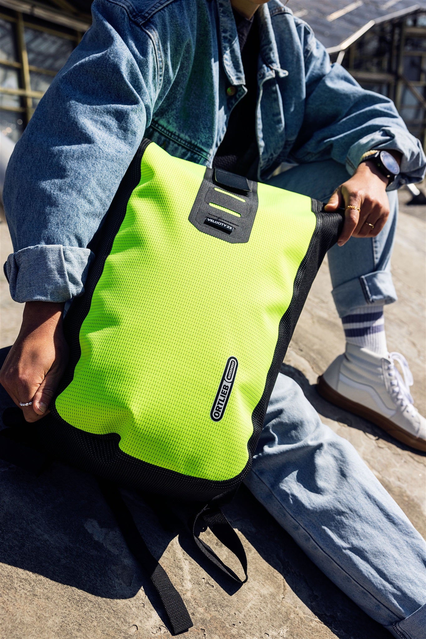 ORTLIEB オルトリーブ VELOCITY HIGH VISIBILITY ヴェロシティHV 23L